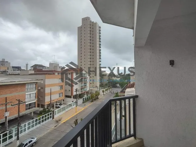 Apartamento na Praia da Enseada, Guaruja