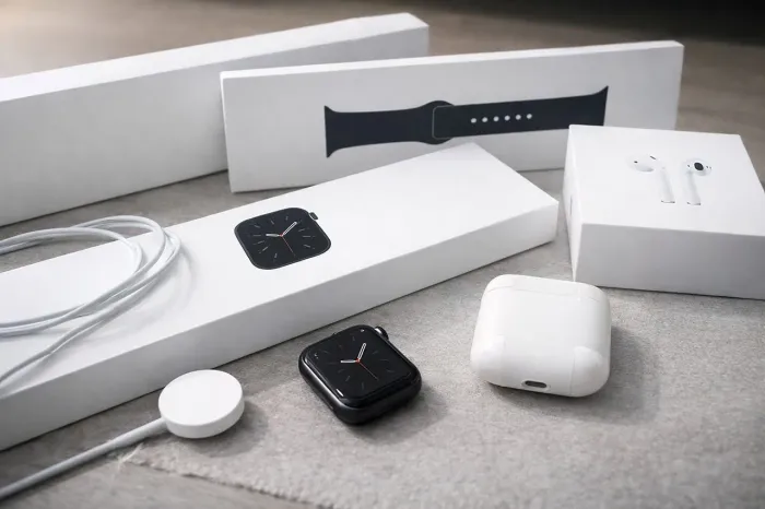 Apple watch e airpod na caixa, nunca usados!