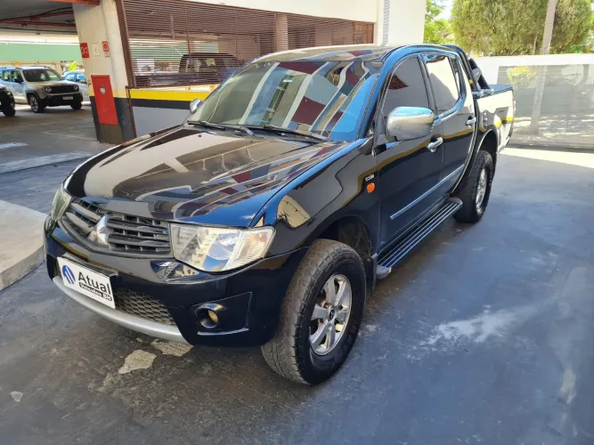 Mitsubishi TRITON GLS 2.4 CD 4X4 TB Diesel Aut. 2012