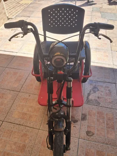 Venda de triciclo elétrico