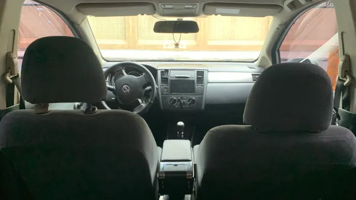 Nissan Tiida S 1.8/1.8 Flex 16V Mec. 2011