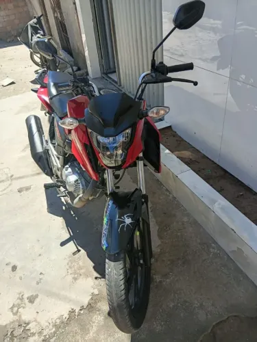 Vendo essa linda moto.