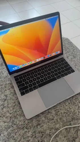 Macbook Pro i5 256GB SSD 2017