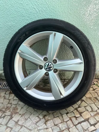 Rodas Originais Fusca TSI 215/55/17 com pneus - VWJetta, Golf, Fusca Tsi