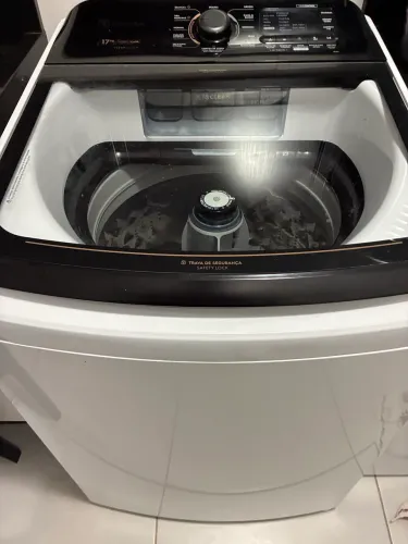 Máquina de Lavar Roupas Electrolux 17kg Perfect Care LEV17