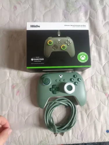 Controle ? 8BITDO Utimate zero na caixa 