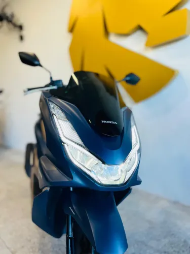 HONDA PCX DLX 2023 AZUL 