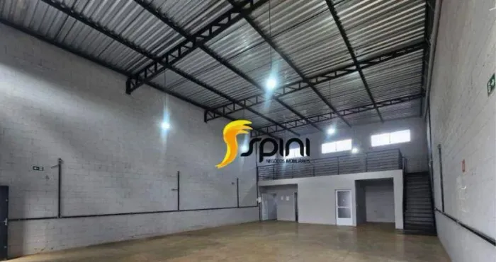 Galpão para alugar, 207 m² - Laranjeiras - Uberlândia/MG