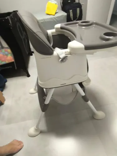 Cadeira de alimentação portátil bebê Honey Cinza - Maxi Baby