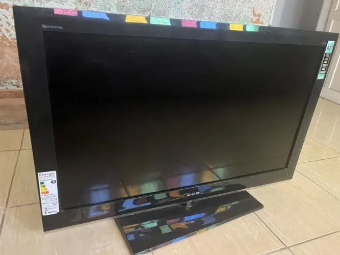 TV CCE - 42? - EXCELENTE ESTADO
