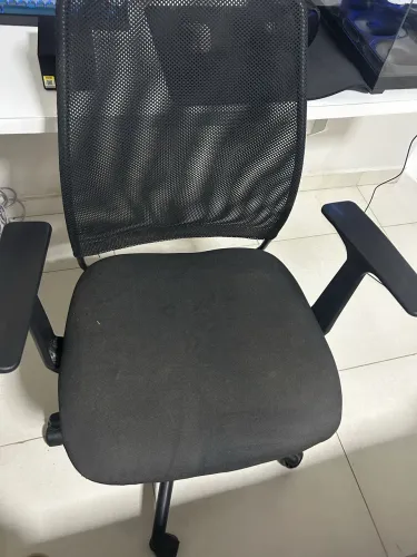 Cadeira de Escritório - Super confortável