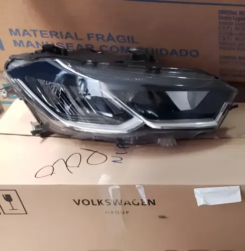 Farol Par Vw Polo 2023 A 25 Ld/le Gea641035/36 Genuíno sem led