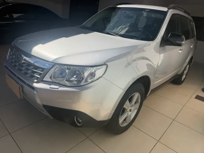 Subaru Forester 2.0/2.0 S 4X4 Aut. 2011