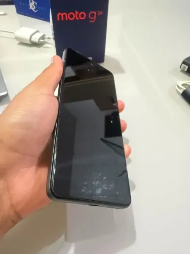 Motorola Moto G24 | 128GB | 8GB RAM Boost | Completo na Caixa | Impecável