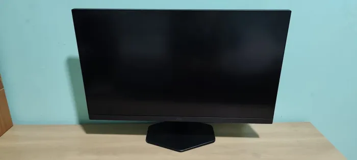 Monitor AOC gamer em excelente estado