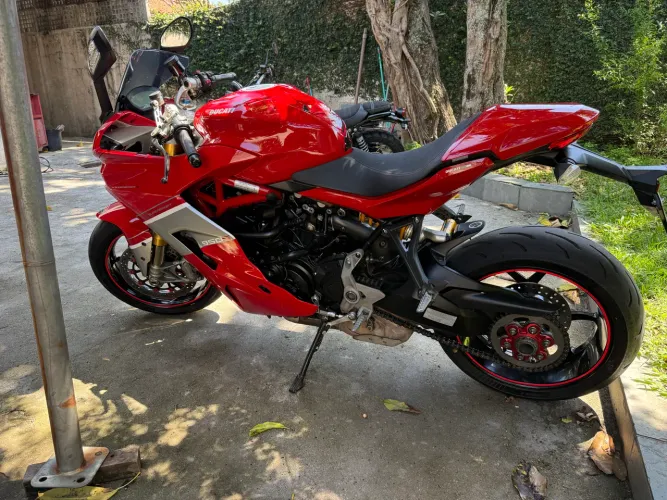 DUCATI SUPERSPORT 2018