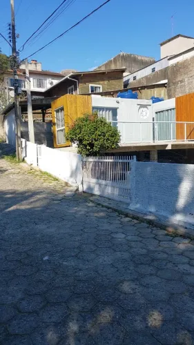 LA CASA DE FERRO
