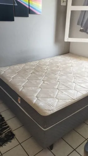 Cama de casal box