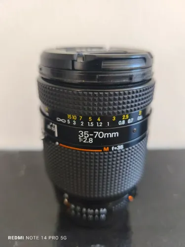 lente nikon 35.70 2.8