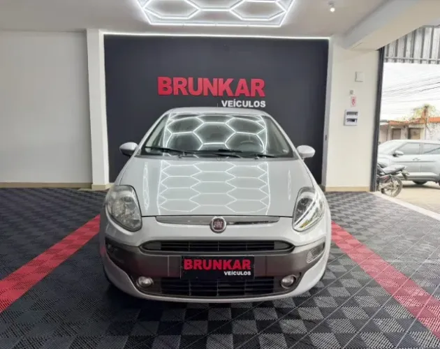 Fiat Punto Essence Dualogic 1.6 Flex 16V 5P 2014