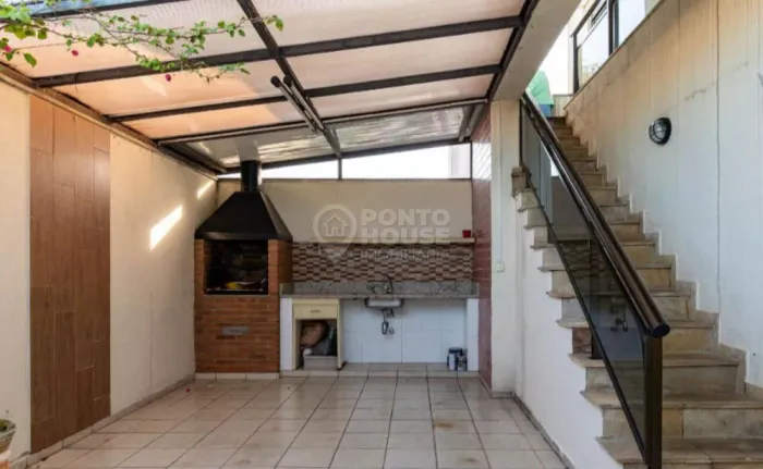 Cobertura à venda no Bairro Mirandópolis com 3 suítes e 4 vagas