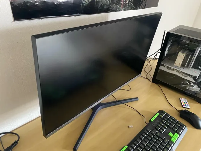 Monitor Samsung ur55 28 4k 