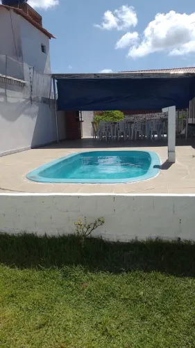 Vende-se Piscina