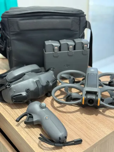 Drone DJI Avata 2 Combo 3 baterias DJI Goggles 3 & Motion 3