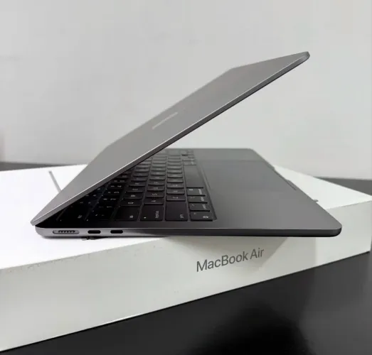 MacBook Air M3 13.6 8GB - 256GB SSD