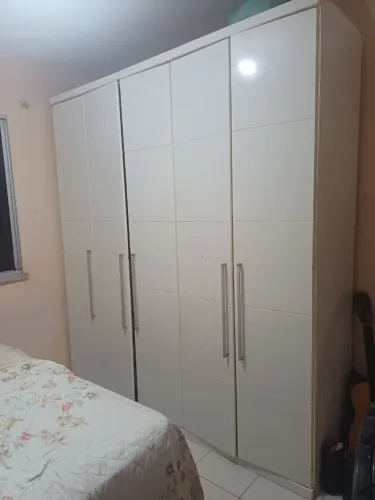 Guarda-roupa em MDF