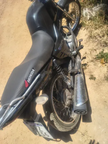 Honda Fan 125 2017 quitada, emplacada e sem multas