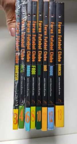 Coleção com 8 livros Feras Futebol Clube