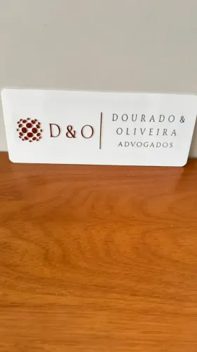 Placas em Acrílico, Fachadas e Letreiros Personalizados
