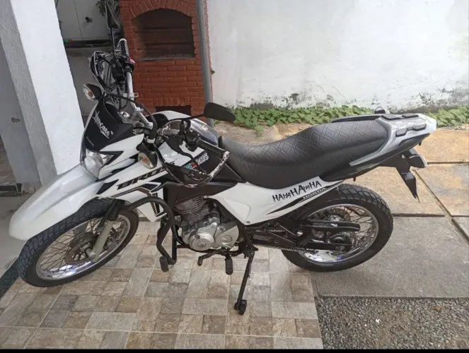 Moto Honda NXR Bros