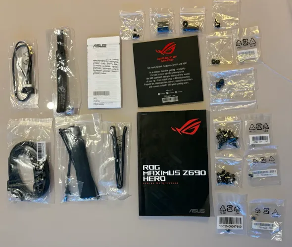 Placa Mãe ASUS ROG Maximus Z690 Hero DDR5 Wi-Fi - LGA1700 Premium