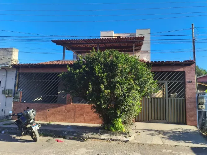 Imóvel para aluguel tem 100 metros quadrados com 4 quartos em Araçás - Vila Velha - ES