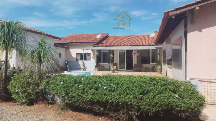 Linda casa no bairro Monte Bianco em Araçoiaba da Serra