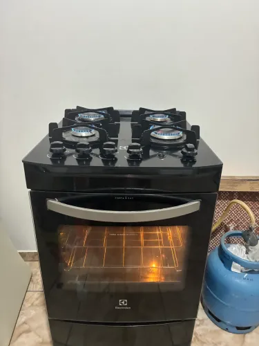 Fogão 4 bocas Electrolux