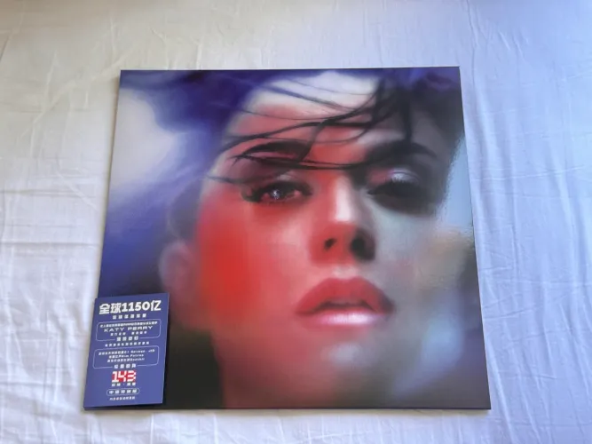 143 Chinese Exclusive Vinyl - Katy Perry NOVO