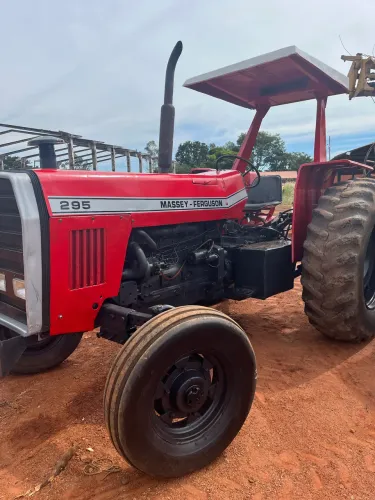 Trator Massey Ferguson 295 