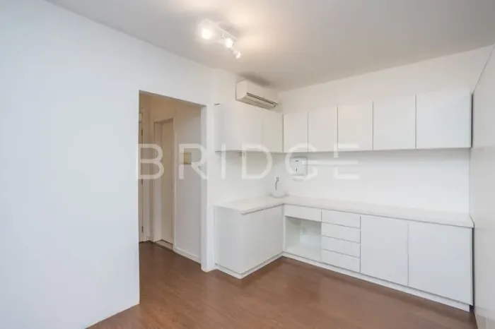 Bridge aluga sala com 26m² na zona sul!