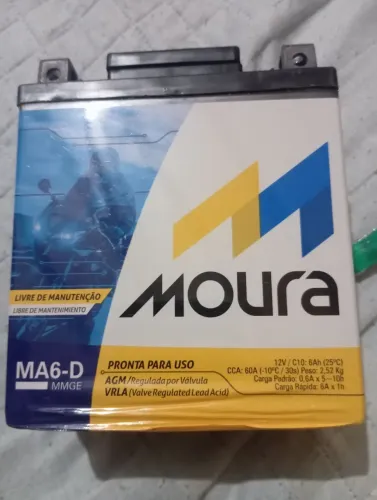 Vendo essa bateria de 6 amperes novinha p moto