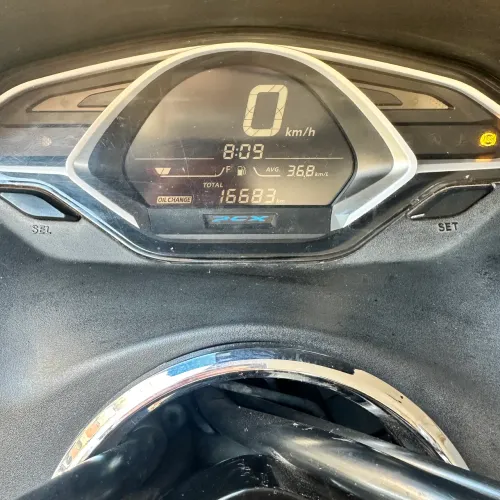Oportunidade- PCX Sport 21/21 - IPVA Pago. Único dono. Manual chave reserva.