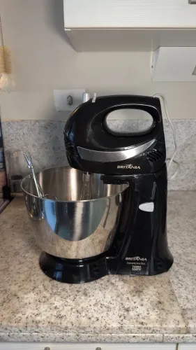 Batedeira Britânia Diamante Inox Duo Turbo 550W - Estado de Nova (Usada apenas 3 vezes!)