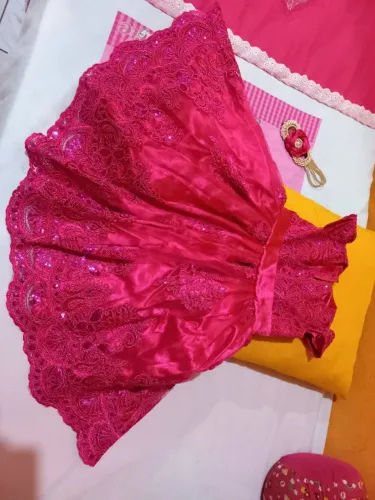 Vestido luxuoso de aniversário! Veste menina de 1 a 2 aninhos.