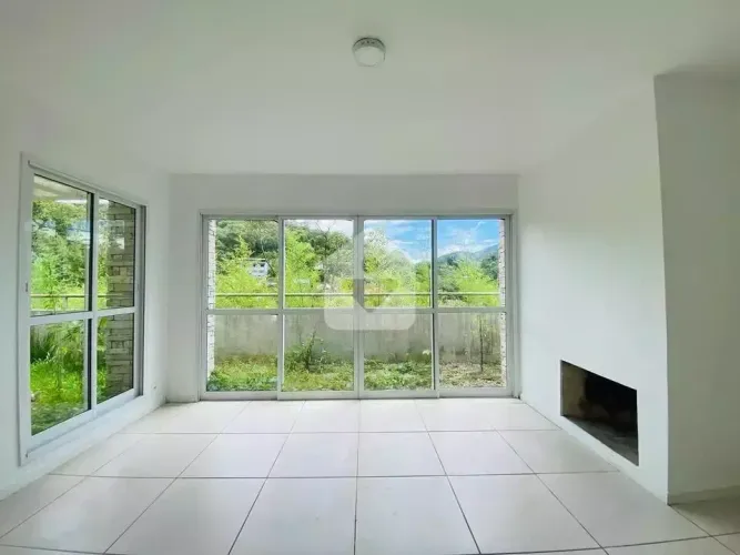Apartamento à venda com 2 quartos, 78m² - Centro - Petrópolis/RJ