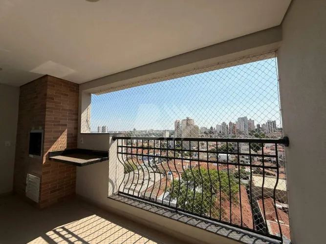 Apartamento para locação no Edifício Paderewski, no bairro Centro em Piracicaba.