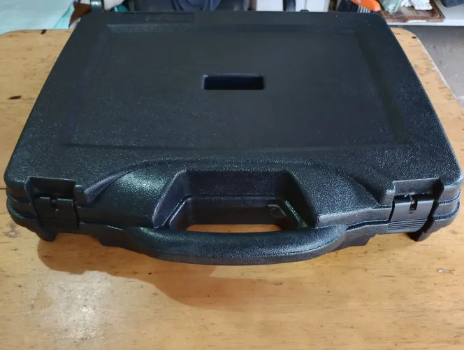 Maleta case