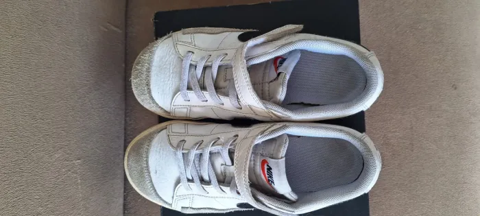 Tenis infantil nike 32