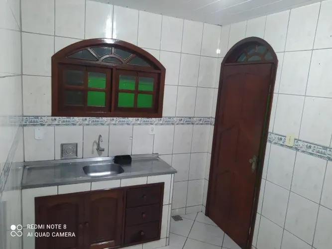 Alugo Casa 